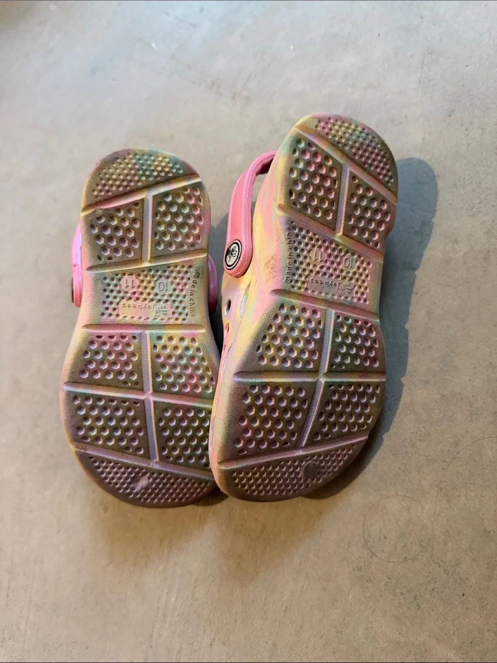 Kids Tie-Dye Pastel Clog Sandals in Pink and Yellow